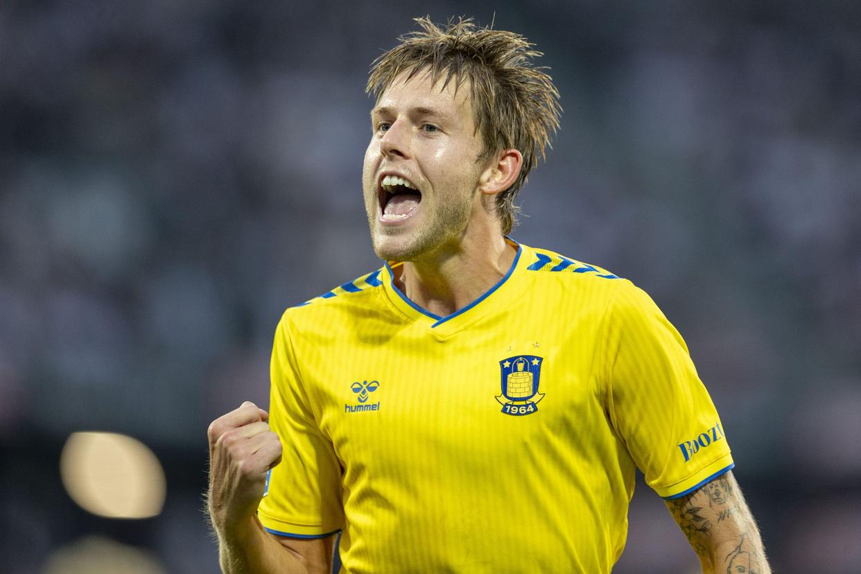 包含欧联杯最新形势：丹佛掘金高居榜首，多特蒙德强势追赶，冠军归属成迷的词条